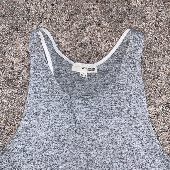Wilfred Free Racerback Light Grey Tank - Picture 3 of 7